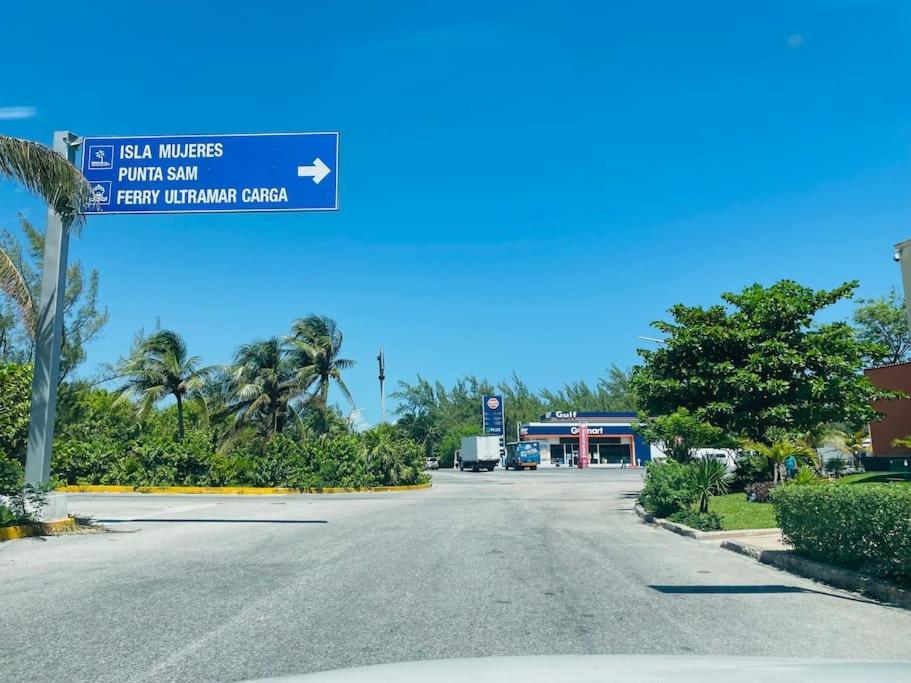 Punta Me Apartments & Rooms In Punta Sam Ferry Beach แคนคูน ภายนอก รูปภาพ