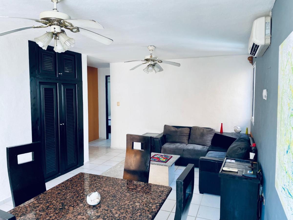 Punta Me Apartments & Rooms In Punta Sam Ferry Beach แคนคูน ภายนอก รูปภาพ
